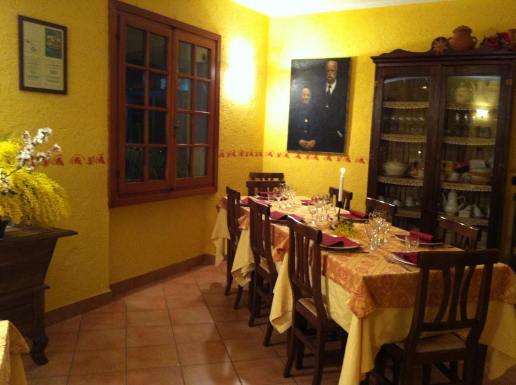 Agriturismo La Rocca Di Perti Finale Ligure Kültér fotó
