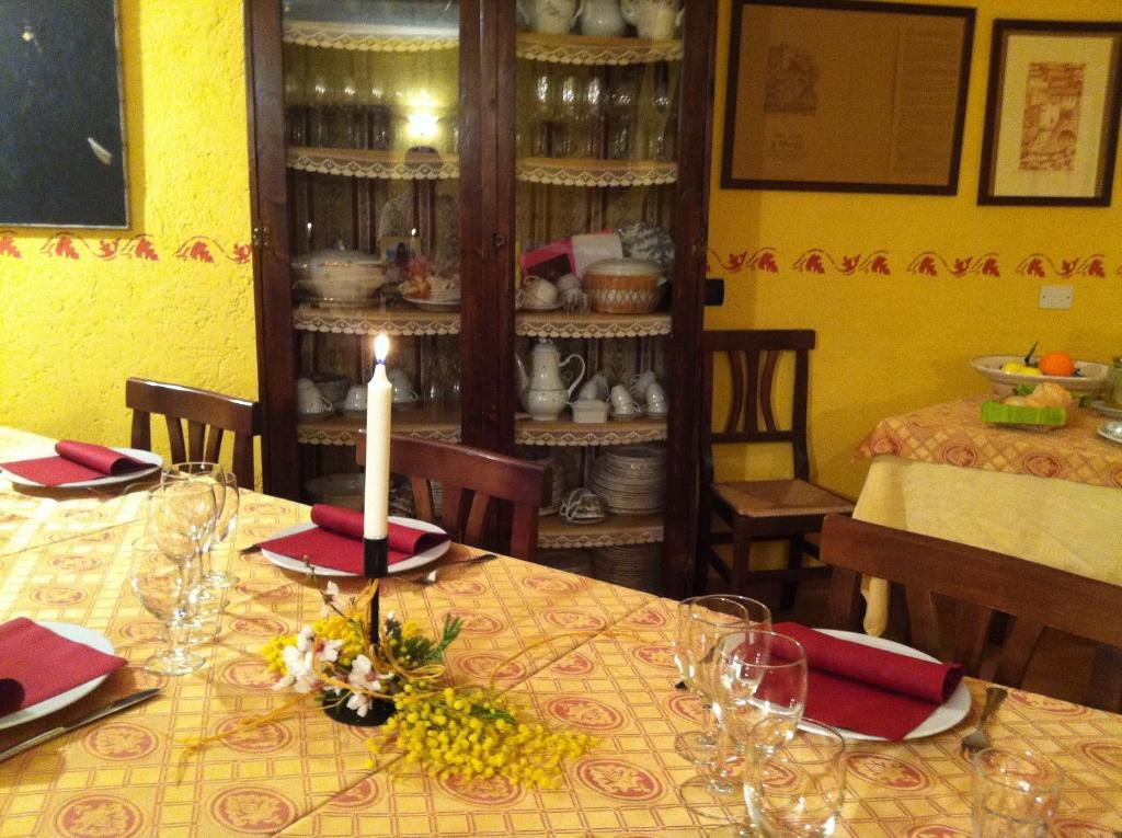 Agriturismo La Rocca Di Perti Finale Ligure Kültér fotó